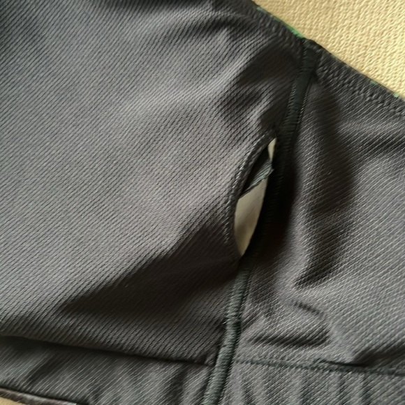 3 Sports Bras - Picture 3 of 9